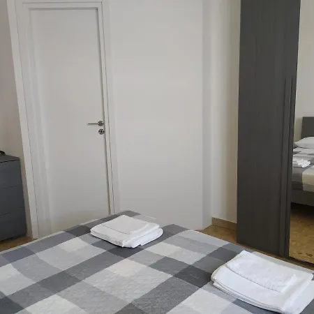 La Terrazza Su Apartment Monza