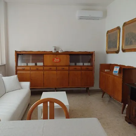 La Terrazza Su *