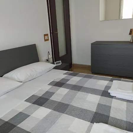 Apartman La Terrazza Su *